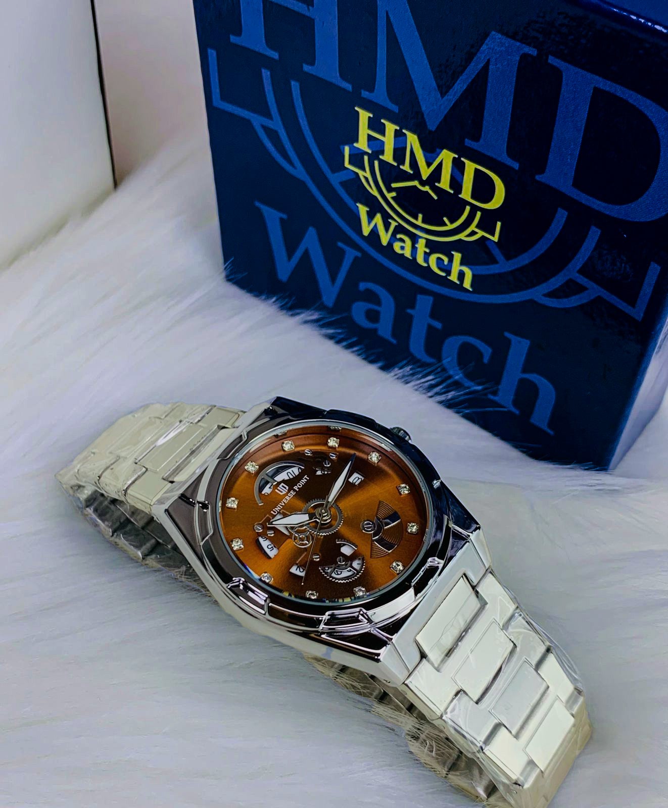 UNIVERSE POINT MEN'S CHAIN WATCH DATE WORKING BROWN ROUND DIAL