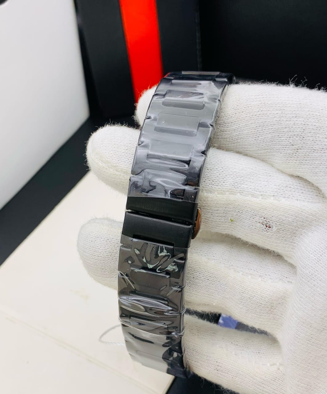 ORIGINAL CHAXIGO BRAND MIX MODELS STAINLESS STEEL CHAIN DATE WORKING BUTTERFLY MASTER LOCK